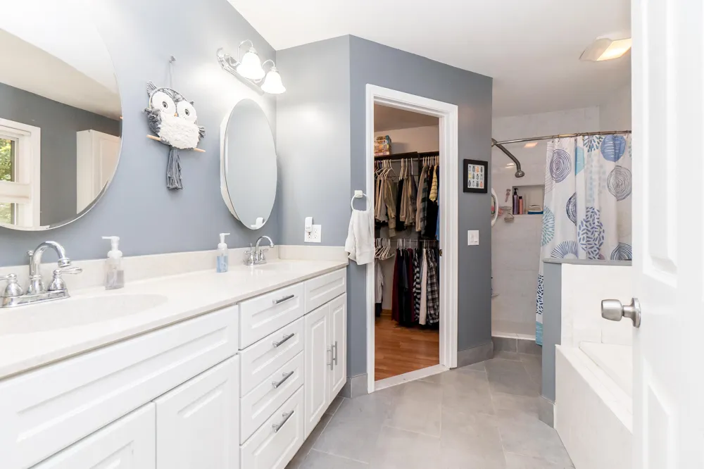 2589 Fisk Road Howell, MI 48843