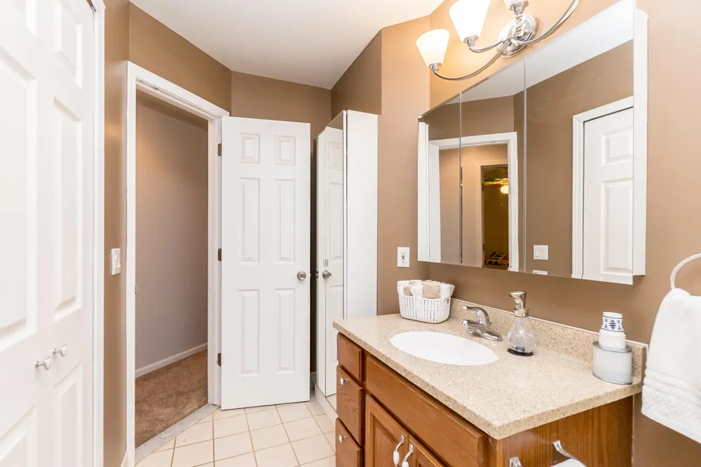 2589 Fisk Road Howell, MI 48843