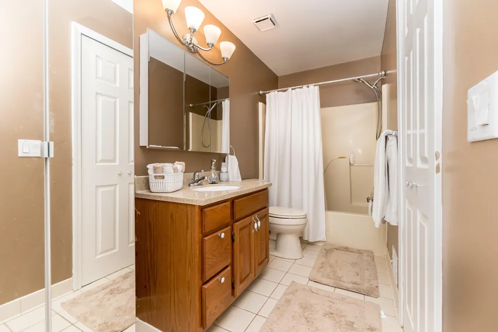 2589 Fisk Road Howell, MI 48843
