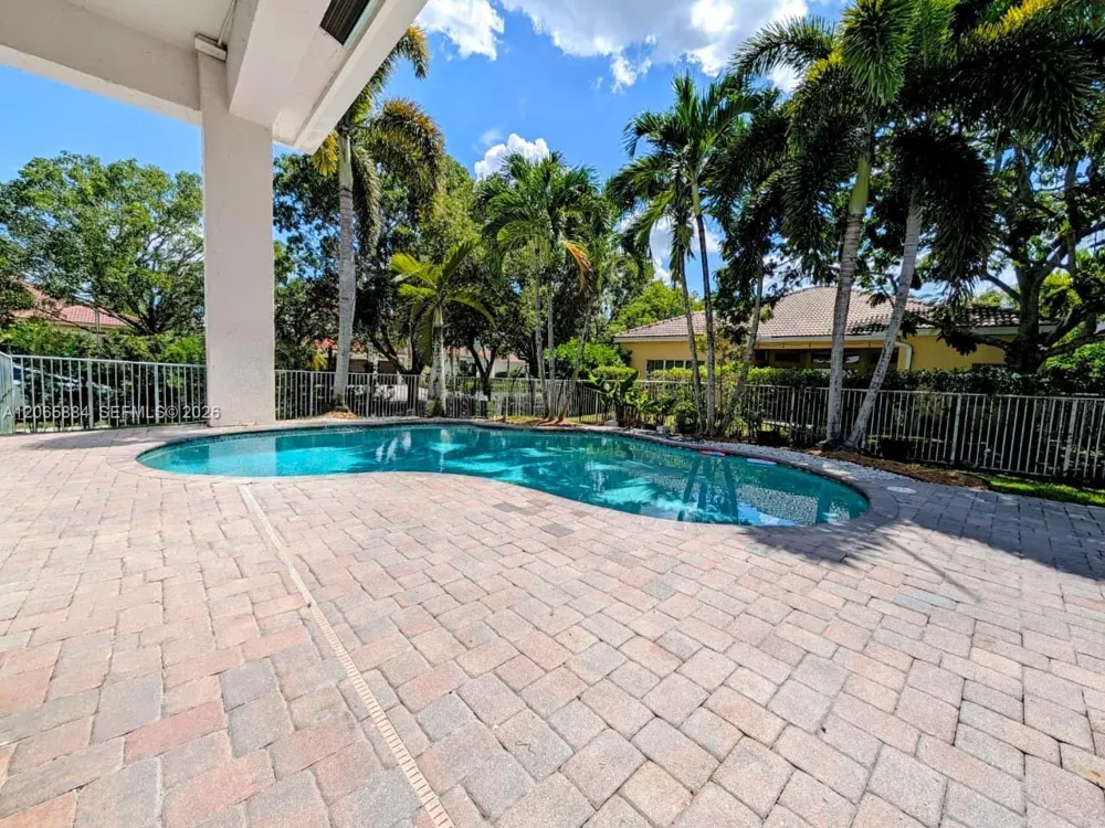 1073 Allamanda Way Weston, FL 33327