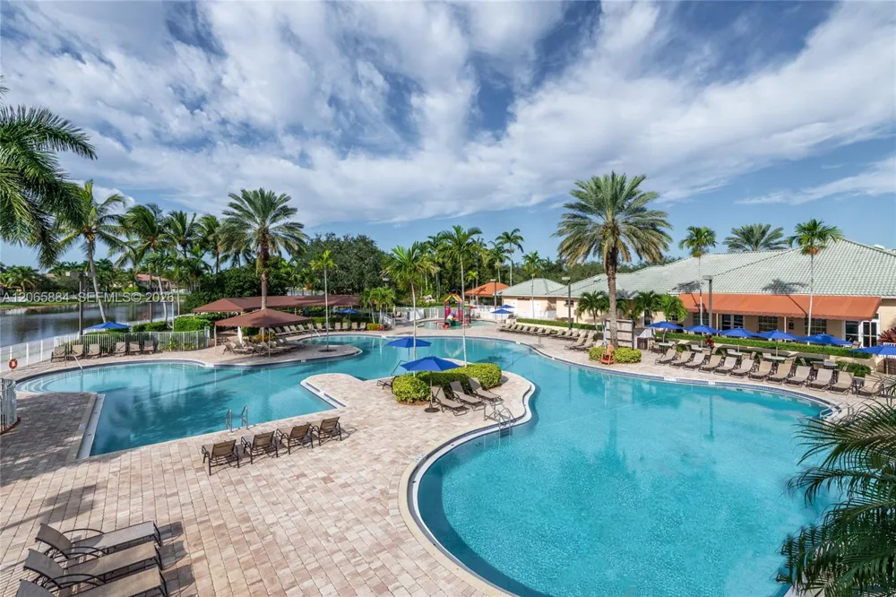 1073 Allamanda Way Weston, FL 33327