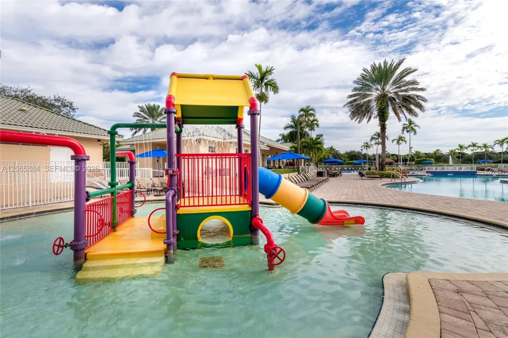 1073 Allamanda Way Weston, FL 33327