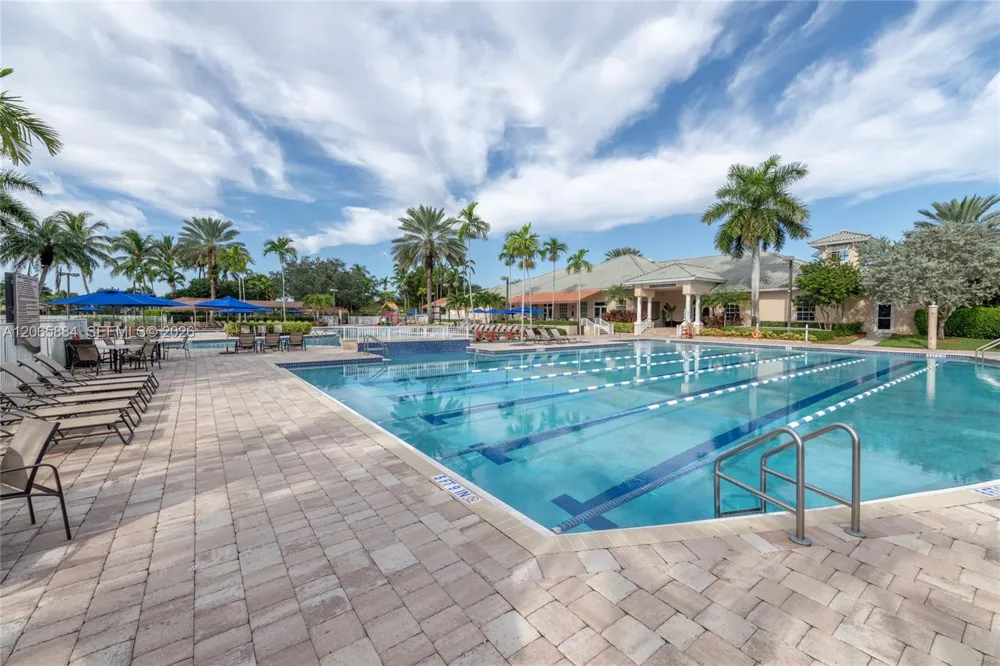 1073 Allamanda Way Weston, FL 33327