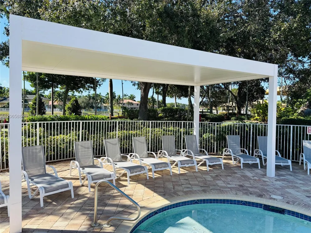 1073 Allamanda Way Weston, FL 33327