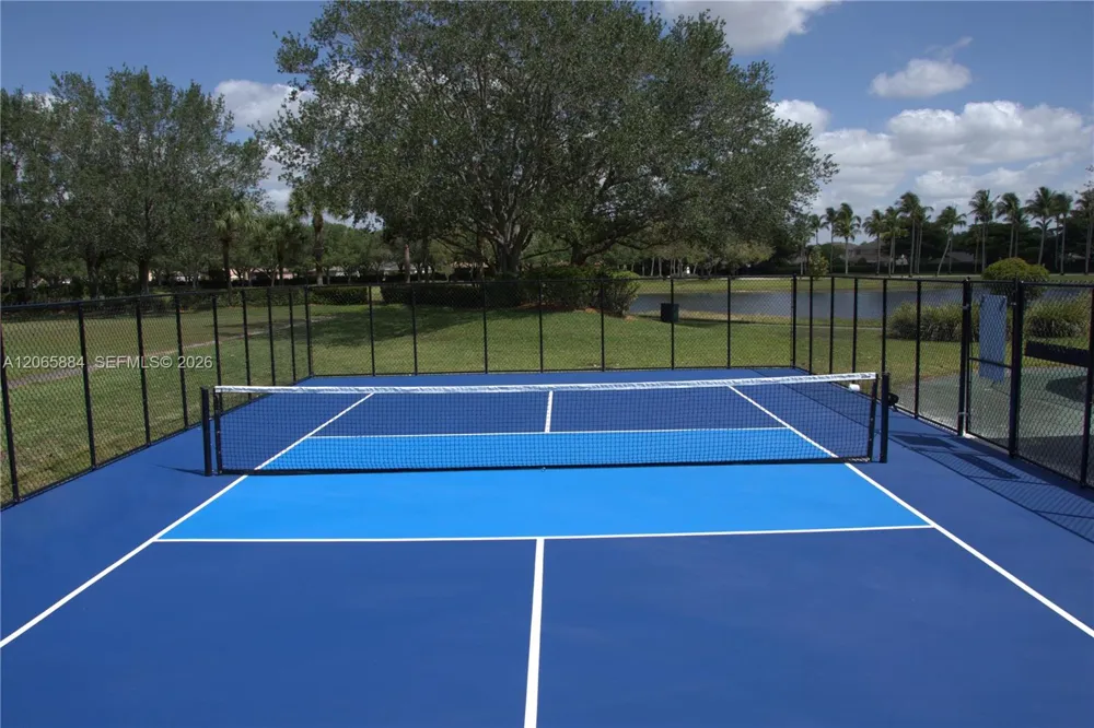 1073 Allamanda Way Weston, FL 33327