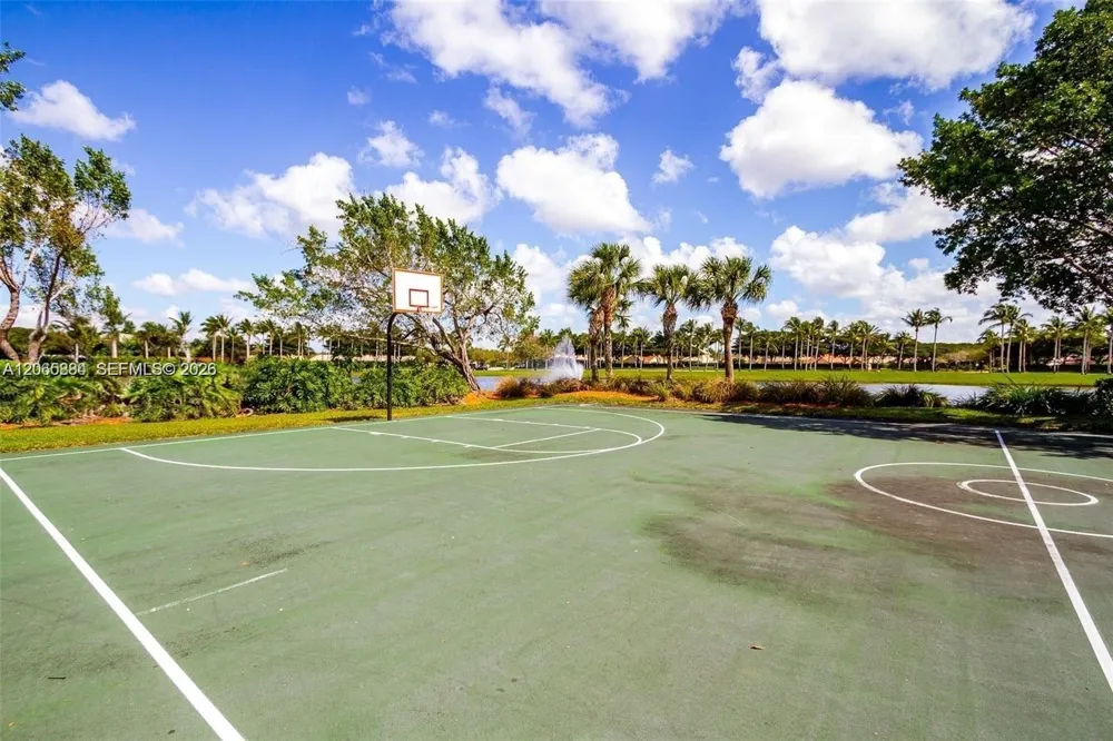 1073 Allamanda Way Weston, FL 33327