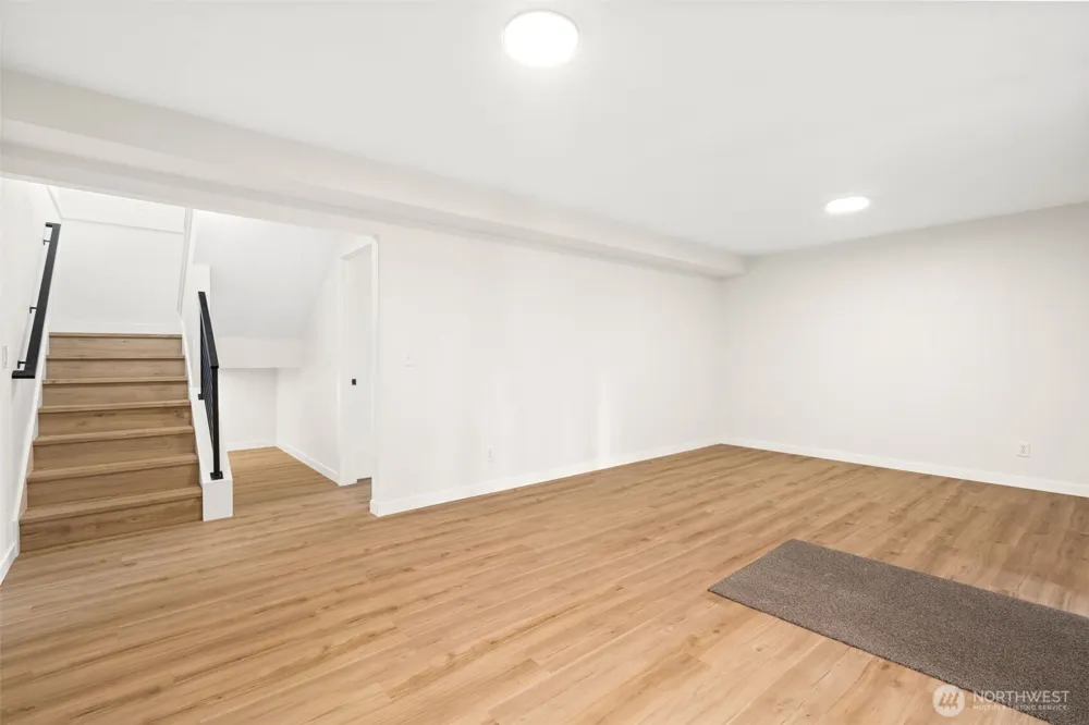 4808 E La Salle Street Port Orchard, WA 98366