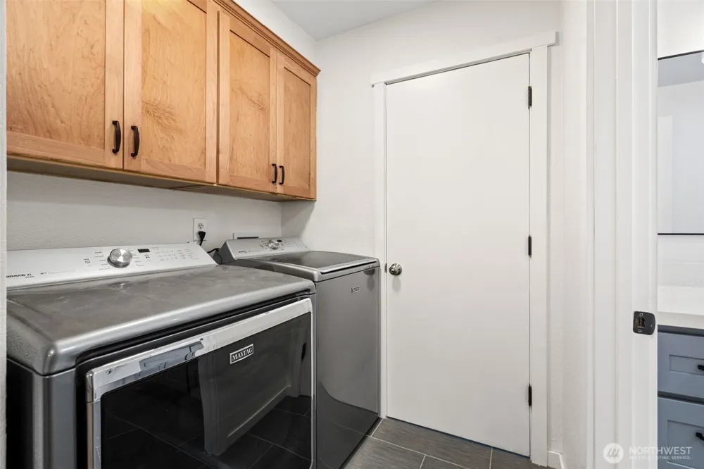 4808 E La Salle Street Port Orchard, WA 98366