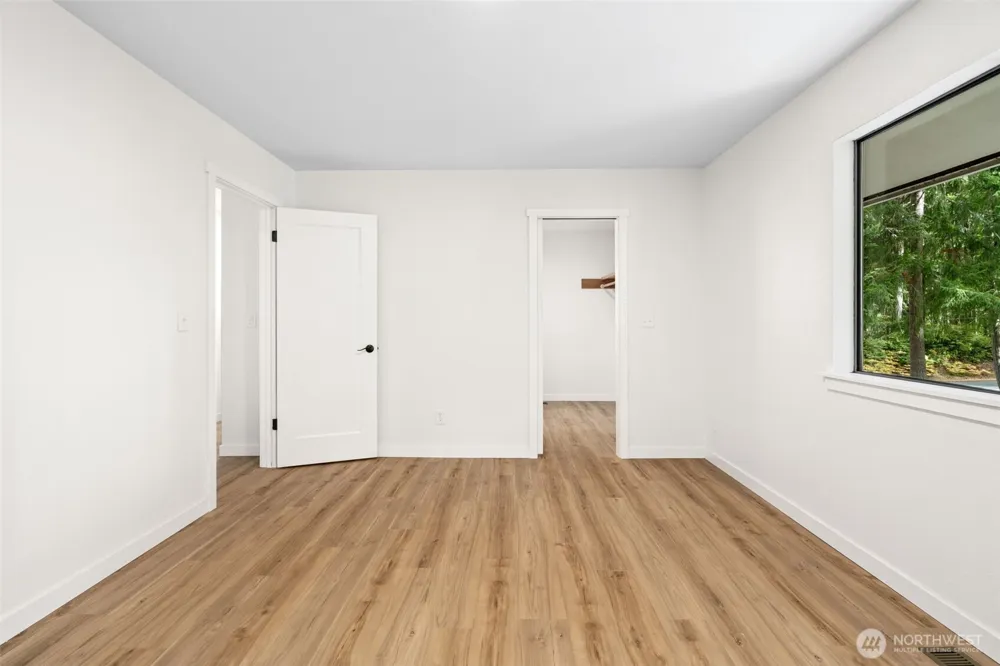 4808 E La Salle Street Port Orchard, WA 98366
