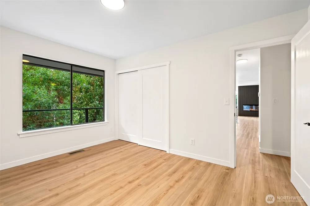 4808 E La Salle Street Port Orchard, WA 98366