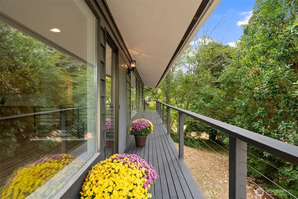 4808 E La Salle Street Port Orchard, WA 98366