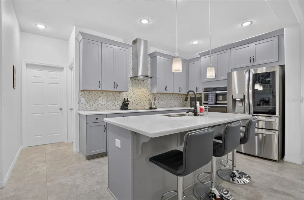 8163 CORKFIELD AVENUE Orlando, FL 32832