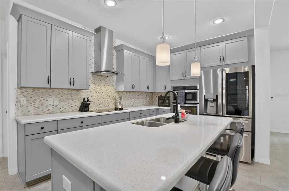 8163 CORKFIELD AVENUE Orlando, FL 32832