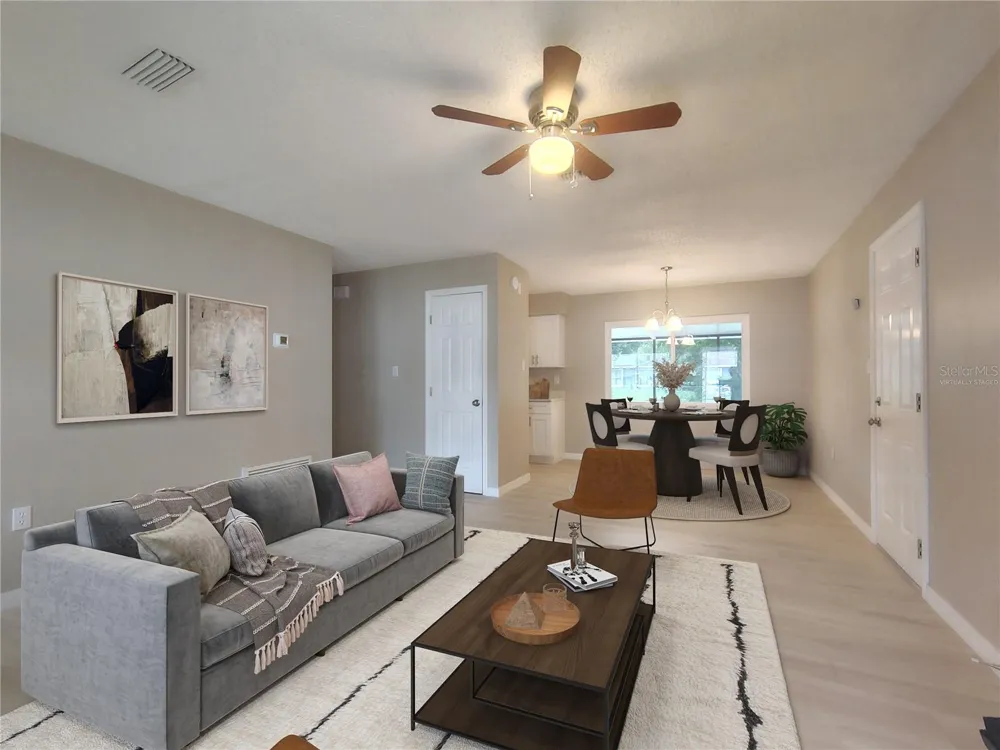 904 HICKORY AVENUE Fruitland Park, FL 34731