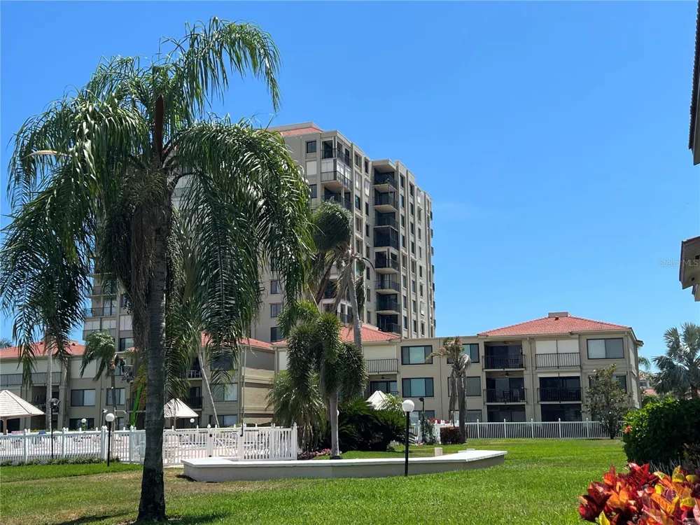 6268 PALMA DEL MAR BOULEVARD S #109 St Petersburg, FL 33715