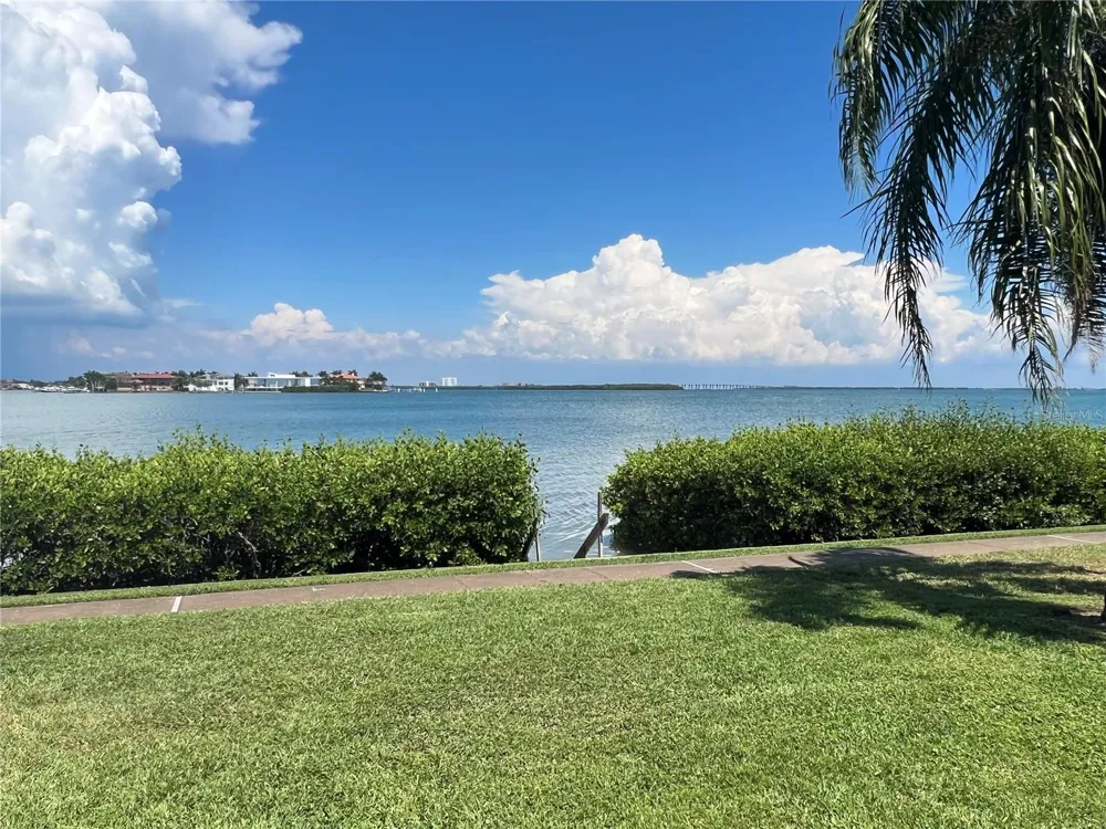 6268 PALMA DEL MAR BOULEVARD S #109 St Petersburg, FL 33715