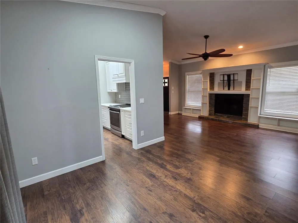 1033 ROSETREE LANE Tarpon Springs, FL 34689