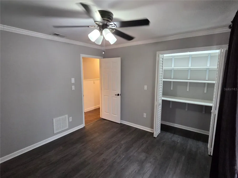 1033 ROSETREE LANE Tarpon Springs, FL 34689
