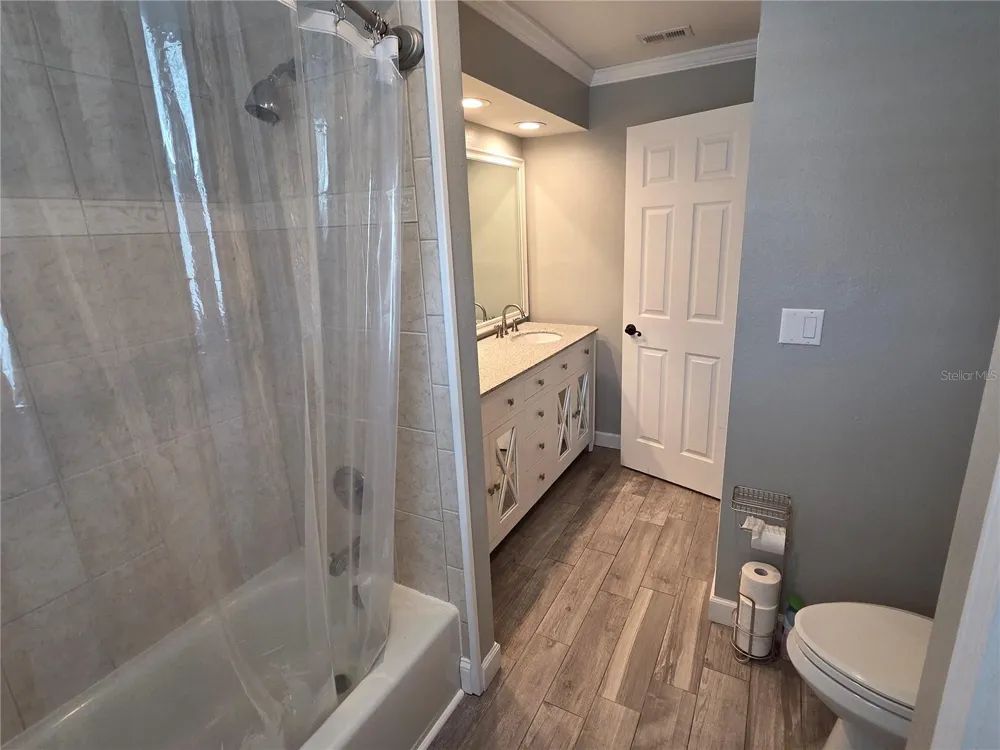 1033 ROSETREE LANE Tarpon Springs, FL 34689