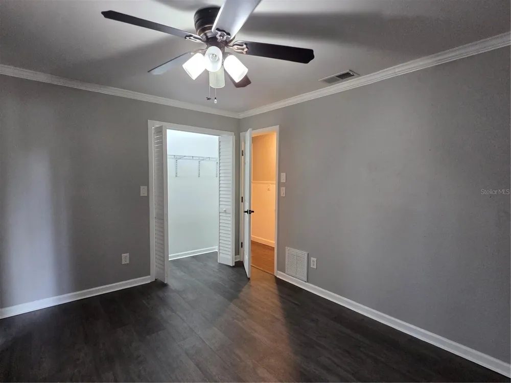 1033 ROSETREE LANE Tarpon Springs, FL 34689