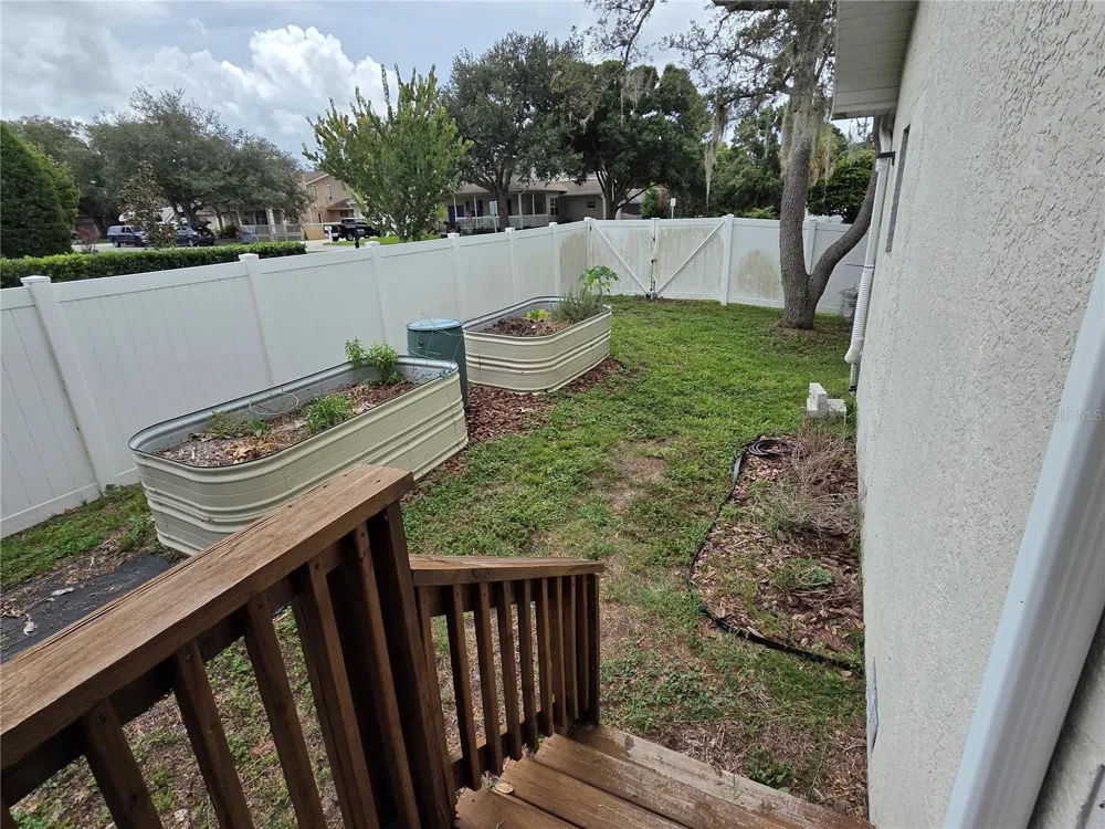 1033 ROSETREE LANE Tarpon Springs, FL 34689