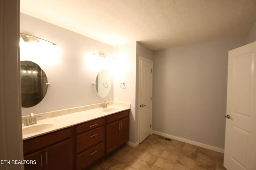 739 Boone Drive Seymour, TN 37865
