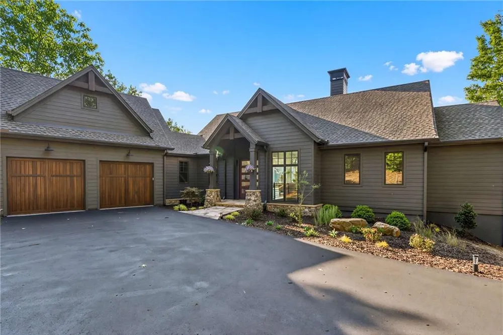 252 Wild Turkey Bluff Jasper, GA 30143