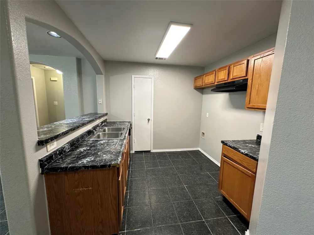 726 Elkhart Avenue Dallas, TX 75217