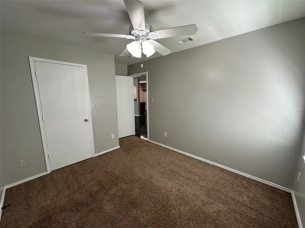 726 Elkhart Avenue Dallas, TX 75217