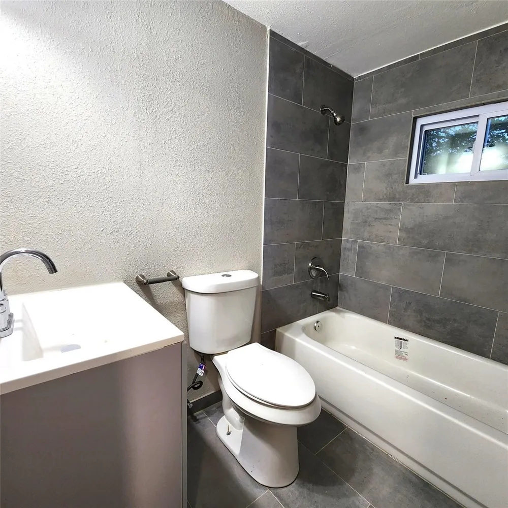142 Andrea Street #B Pottsboro, TX 75076