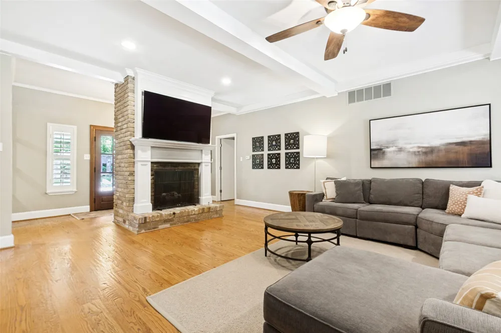 313 Arborcrest Drive Richardson, TX 75080