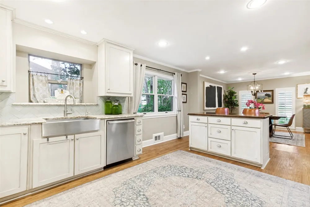 313 Arborcrest Drive Richardson, TX 75080
