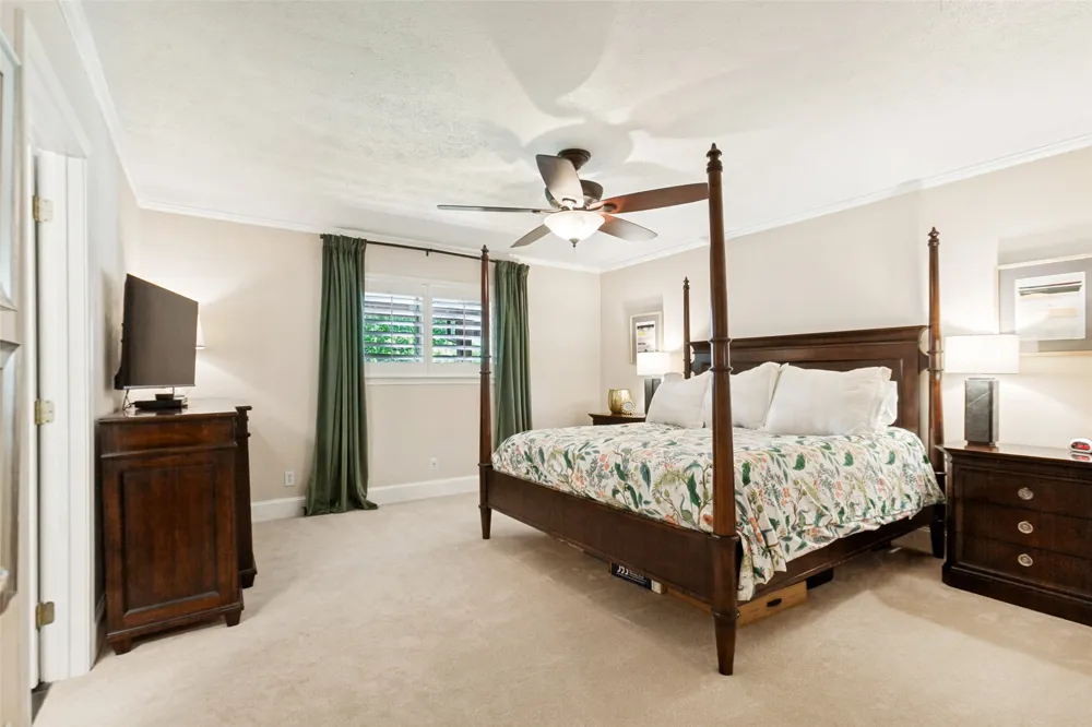 313 Arborcrest Drive Richardson, TX 75080