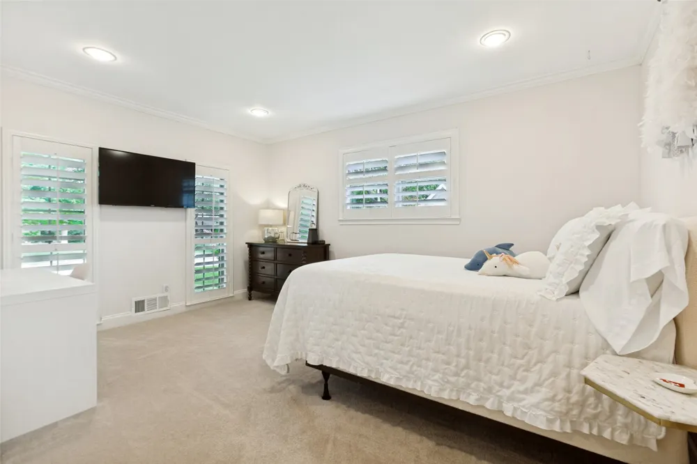 313 Arborcrest Drive Richardson, TX 75080