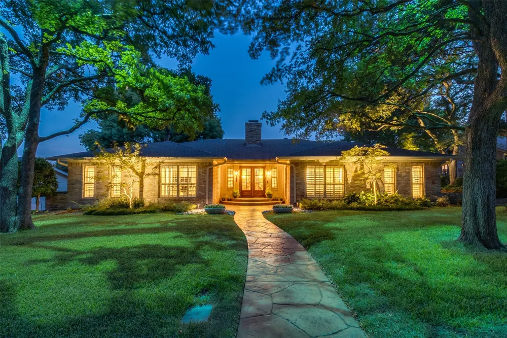 313 Arborcrest Drive Richardson, TX 75080