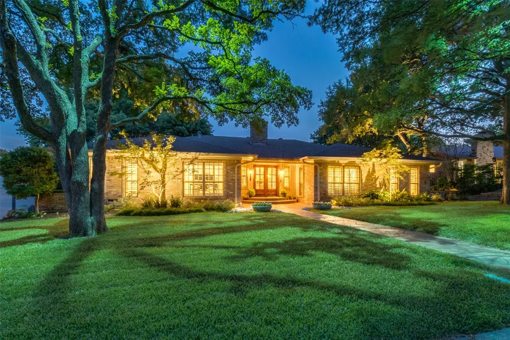313 Arborcrest Drive Richardson, TX 75080