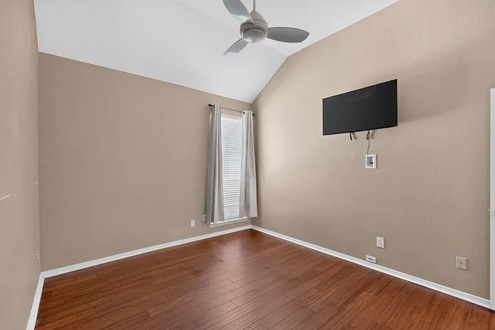713 Mockingbird Court Crowley, TX 76036