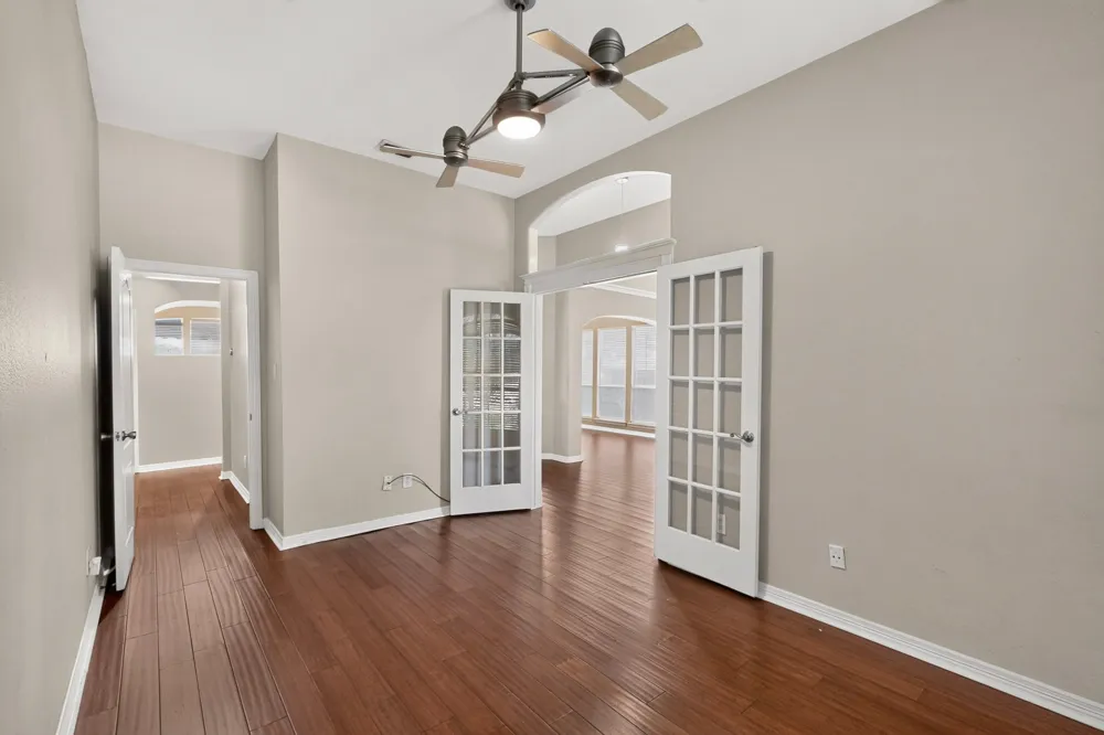 713 Mockingbird Court Crowley, TX 76036