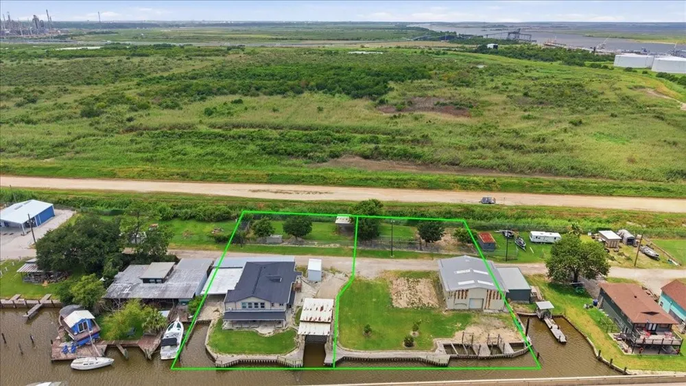 6743 Rainbow Lane Port Arthur, TX 77642