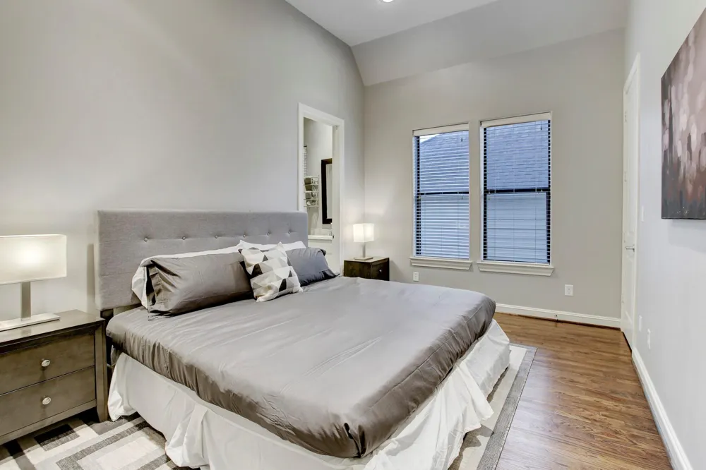 5506 Darling Street Houston, TX 77007