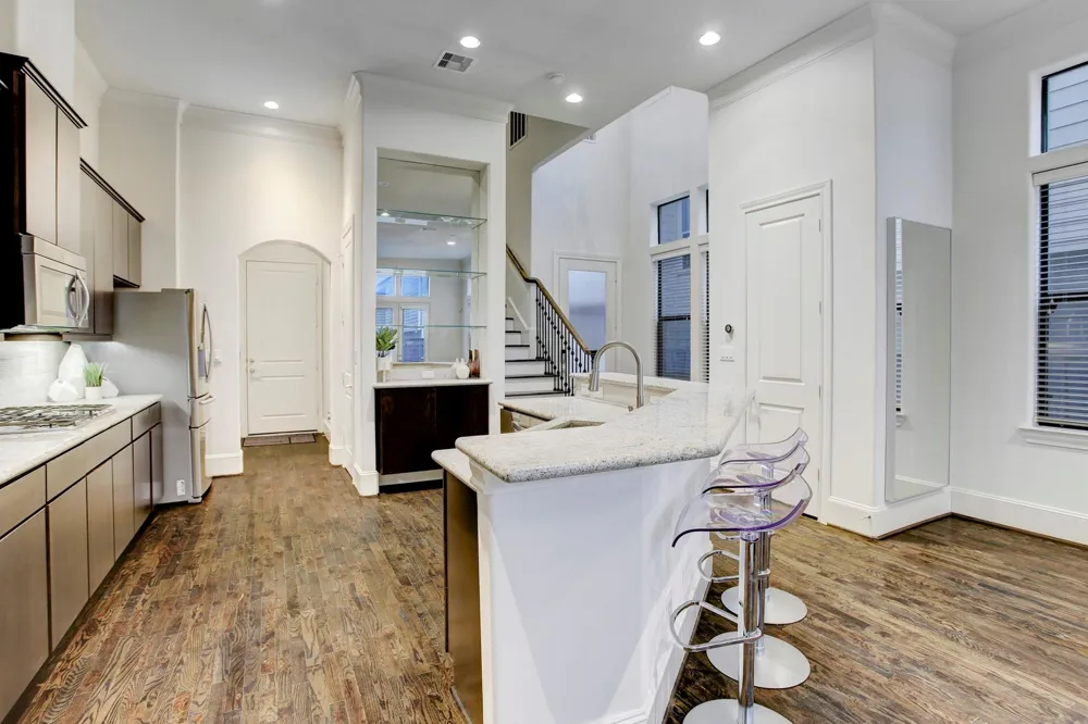 5506 Darling Street Houston, TX 77007