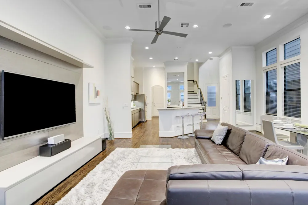5506 Darling Street Houston, TX 77007