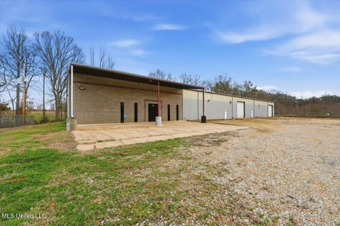 1488 Industrial Drive