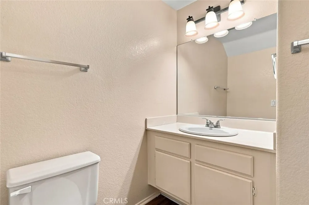 18842 Vista Del Canon #A Newhall, CA 91321