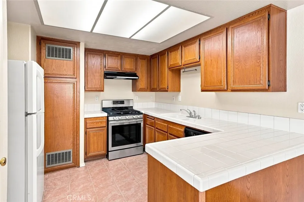 18842 Vista Del Canon #A Newhall, CA 91321