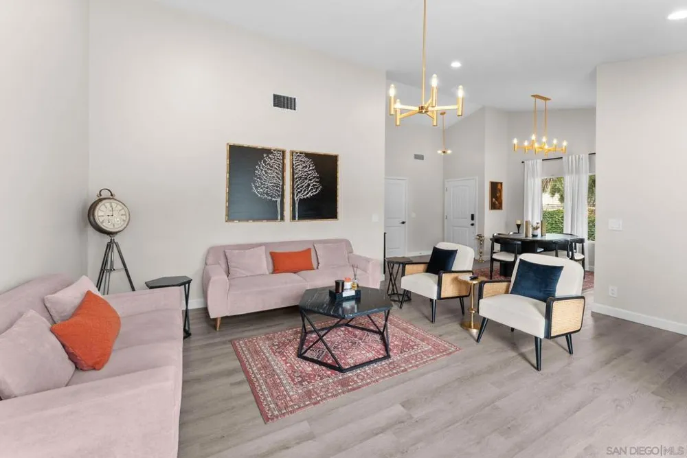154 Cerco Rosado San Marcos, CA 92069