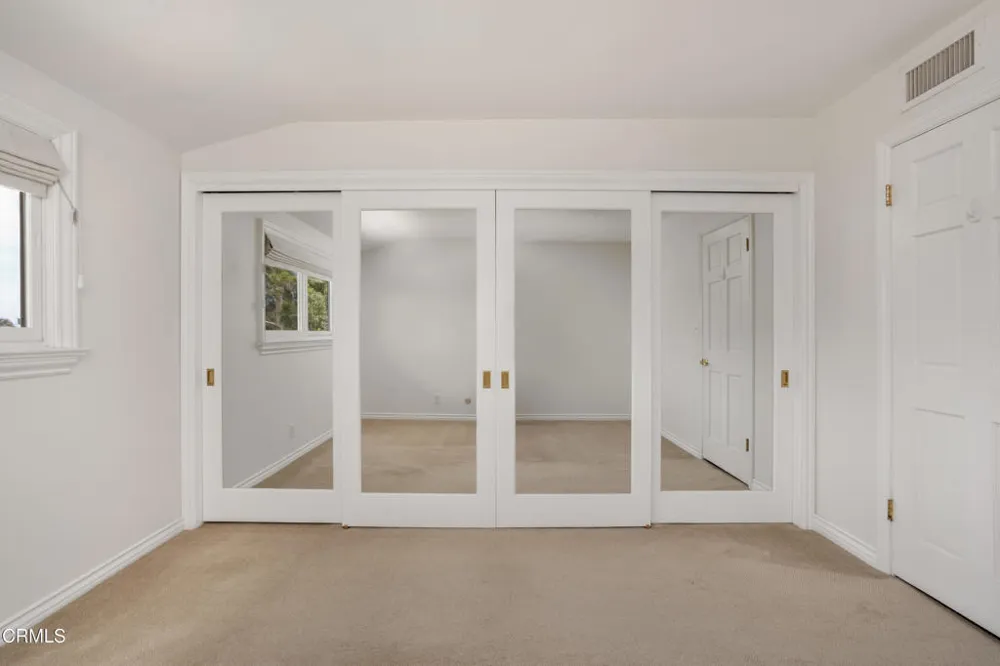 1095 Linda Glen Drive Pasadena, CA 91105