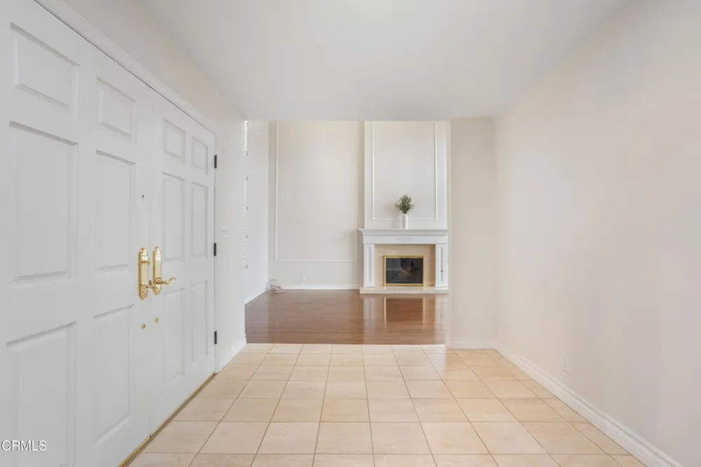 1095 Linda Glen Drive Pasadena, CA 91105