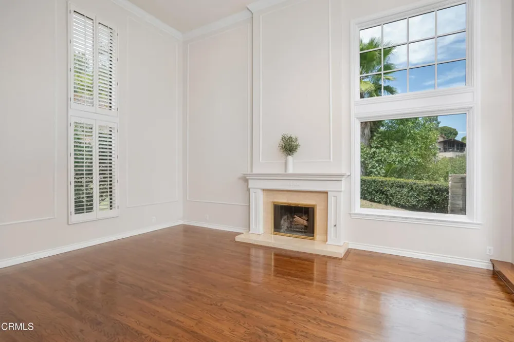 1095 Linda Glen Drive Pasadena, CA 91105