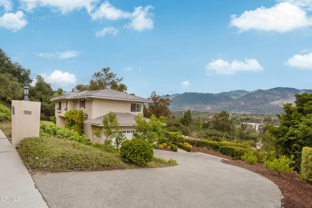 1095 Linda Glen Drive Pasadena, CA 91105